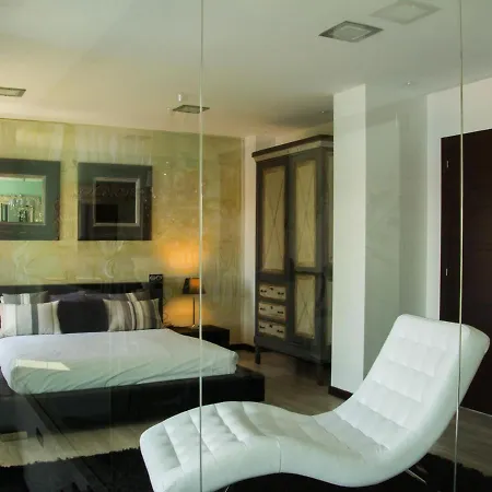 Villa Belvilla By Oyo Catro Faros