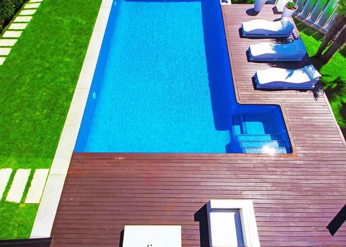 Belvilla By Oyo Catro Faros * Montalvo